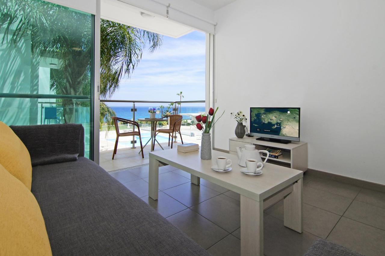 Coralli Beachfront Апарт-отель Протарас